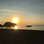 比鲁尔旅馆 3*