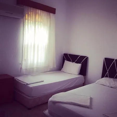 Billur Szálloda Çıralı